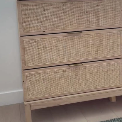 Close-up video of carter forest handcrafted marled green wool and jute bouclé rug